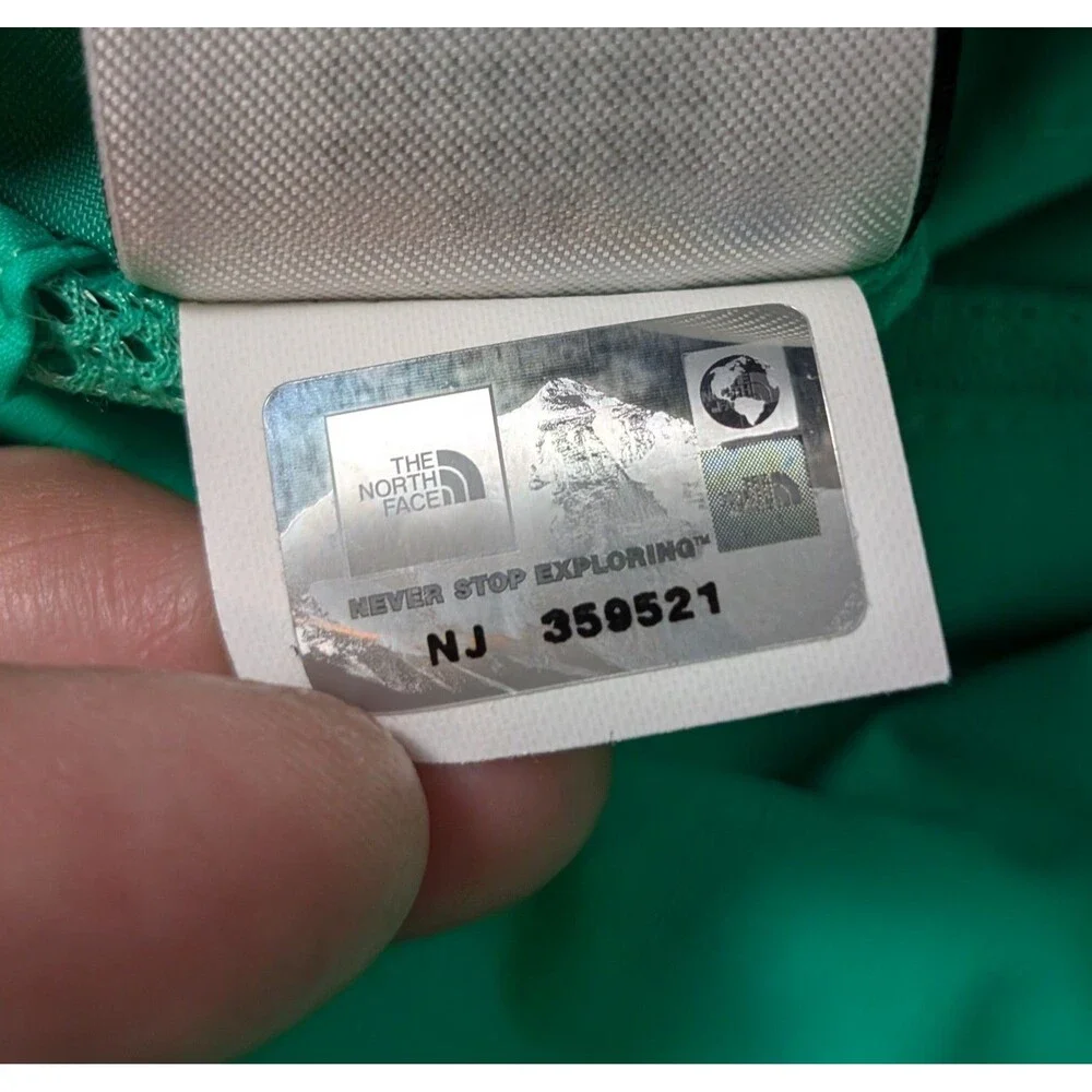 The North Face Size XS Venture Rain Jacket Green HyVent 2.5L Waterproof Shell - Picture 9 of 11